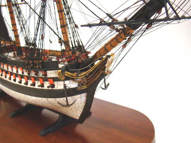 A fantastic Prisoner-of-War STYLE Bone and wood model,circa 1920, of a late 18th century 74 gun English Ship-of-the line — image 6